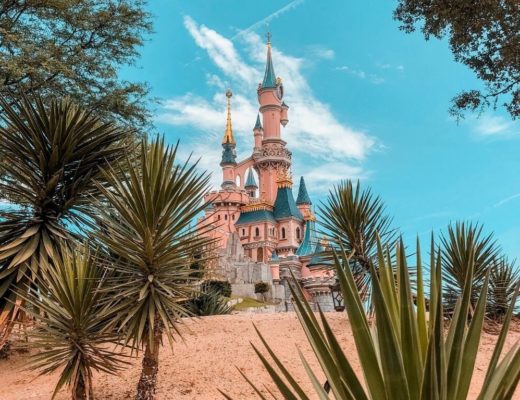 Disneyland Paris Secrets Et Legendes Peut On Dormir Dans Le Chateau De La Belle Au Bois Dormant Disney Addicts