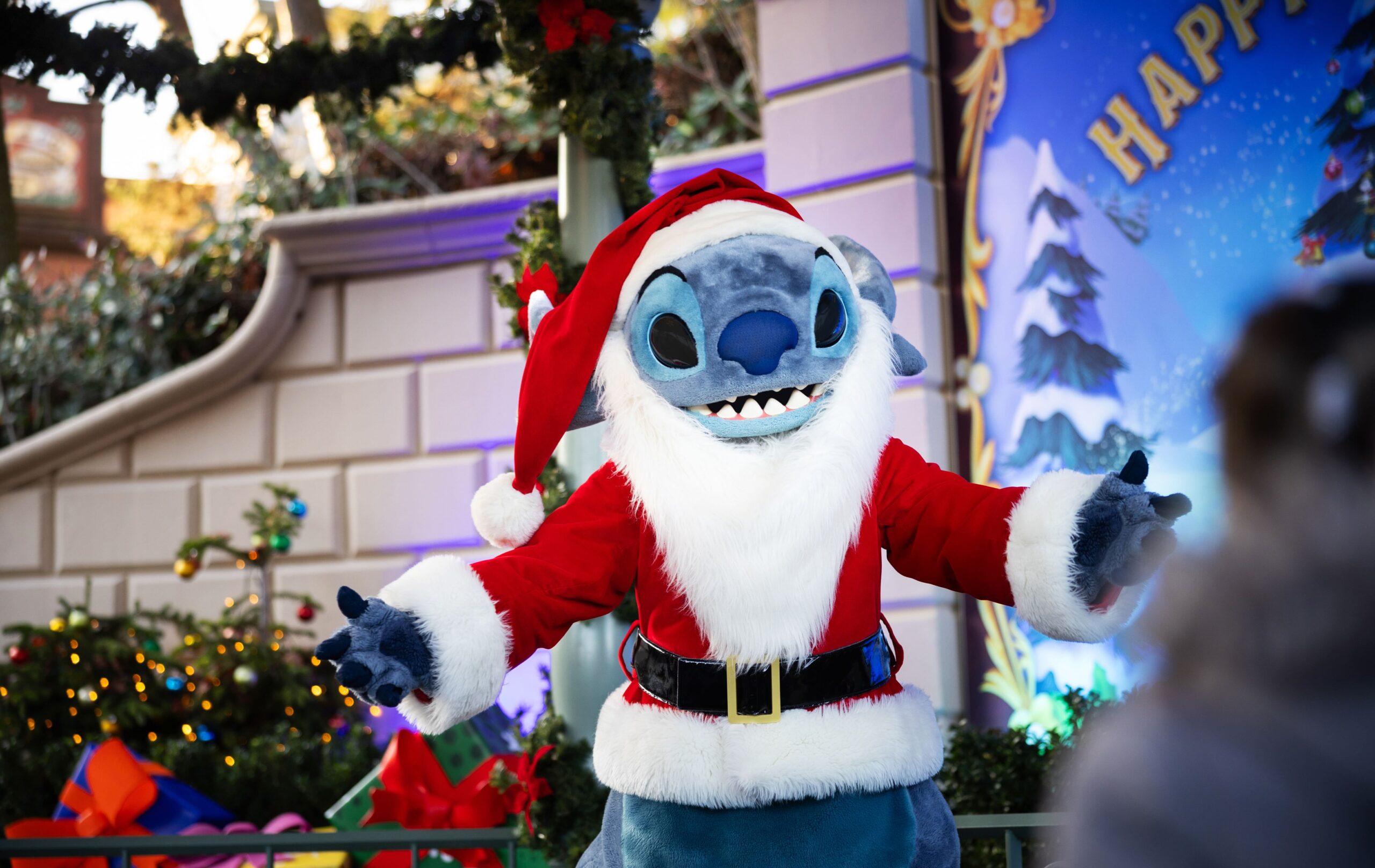 Où rencontrer les personnages Disney en tenue de fête ?